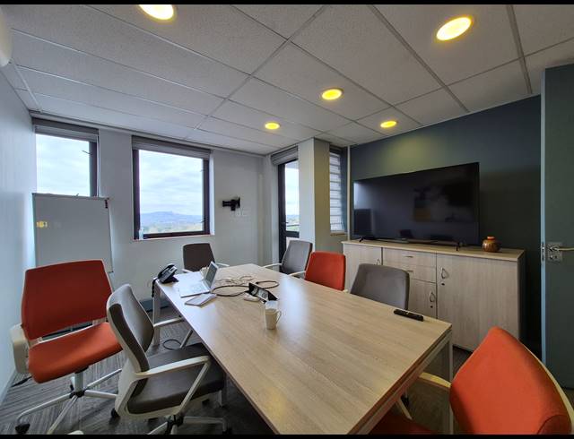 284M² OFFICE TO LET IN ROSEBANK